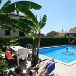 Διαμέρισμα In With Balcony, Air Conditioning, Wifi, Washing Machine Μεντουλίν