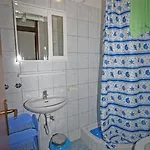 In With Balcony, Air Conditioning, Wifi, Washing Machine